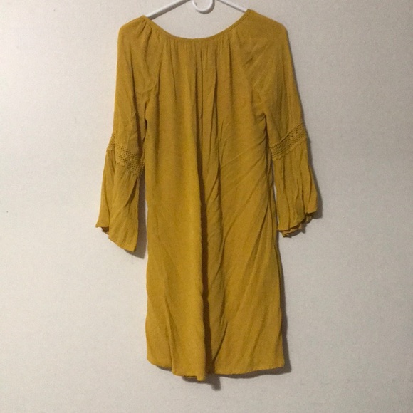 Knee long mustard yellow dress 1 soft layer inside - Picture 4 of 4